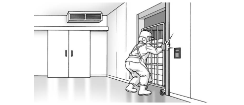 ロールボックスパレットを持つ手の一部を挟み負傷